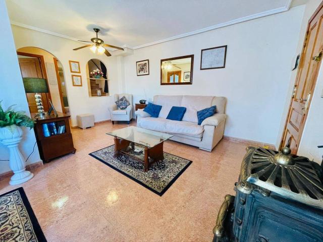 #OJ23003 - Bungalow para Venta en Torrevieja - Valencia - 3